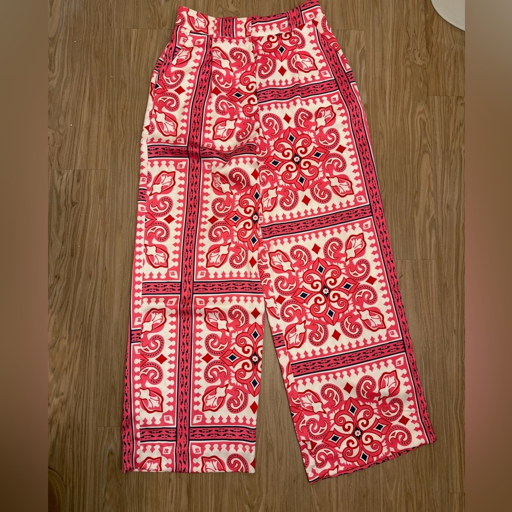 House of Harlow 1960 Red and White Patterned Trousers